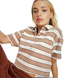 𝅺HOLLISTER cropped polo top short sleeve shirt